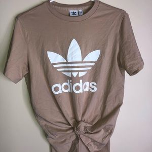 Adidas t shirt